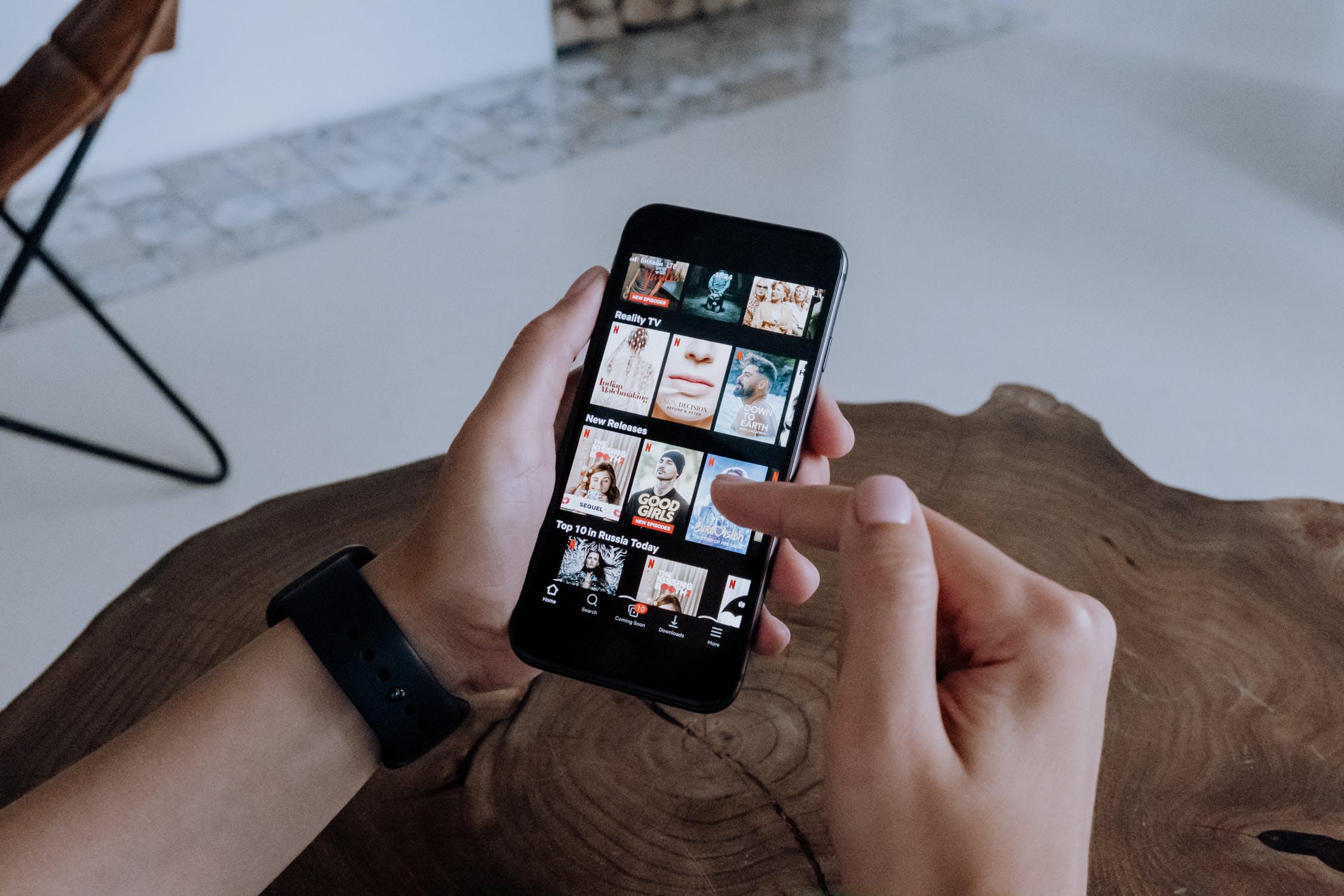 OTT / TV apps on mobile OTT / TV apps on mobile